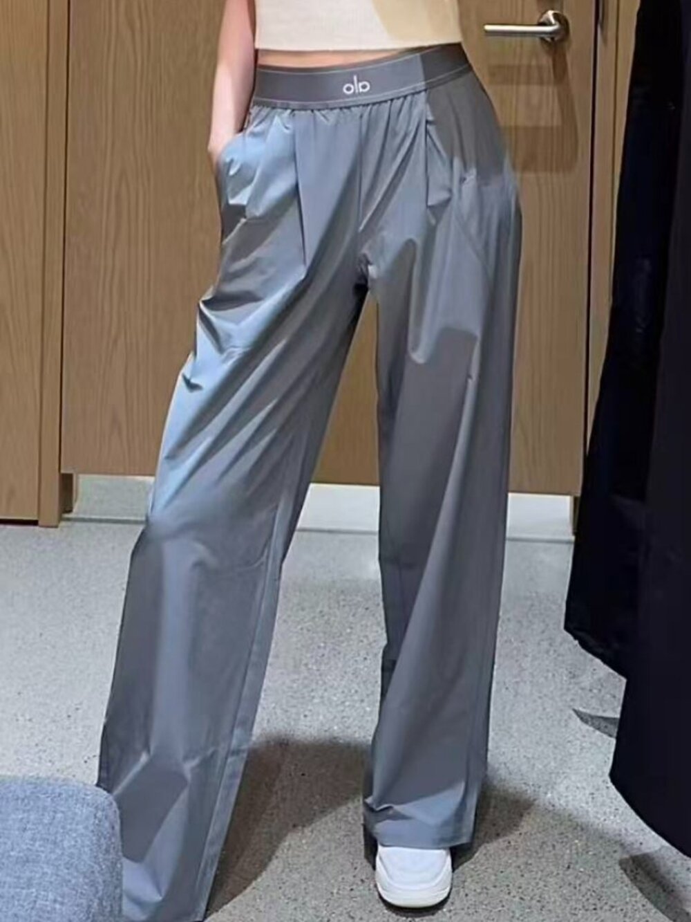 Steel Grey ALO Yoga Suit Up Trouser💙 (Regular) Summer | Trendy 😉30“inches - Picture 8 of 8